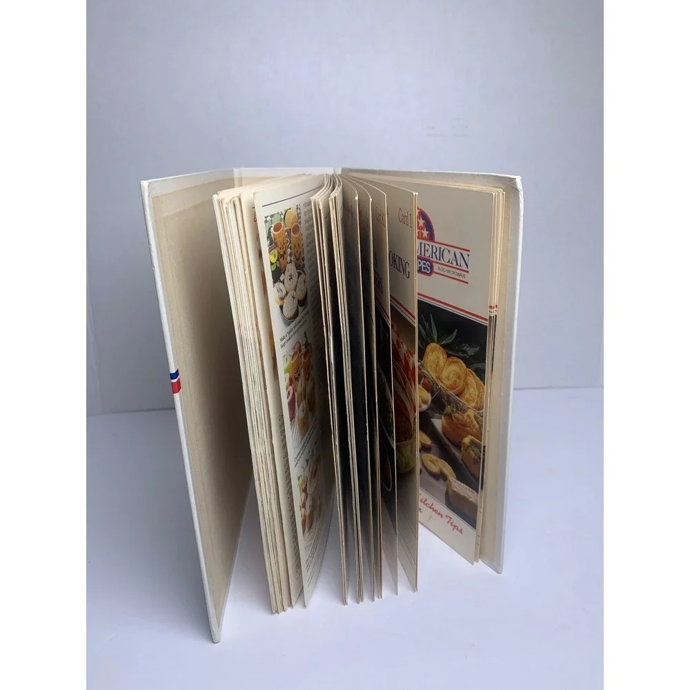 Vintage Great American Recipes Ring Binder‎ Recipe Card Collection 1980